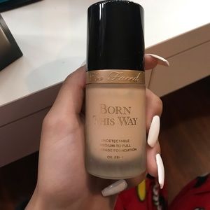 Too Faced Born This Way foundation